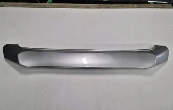 Honda FR-V Front bumper lip 71110