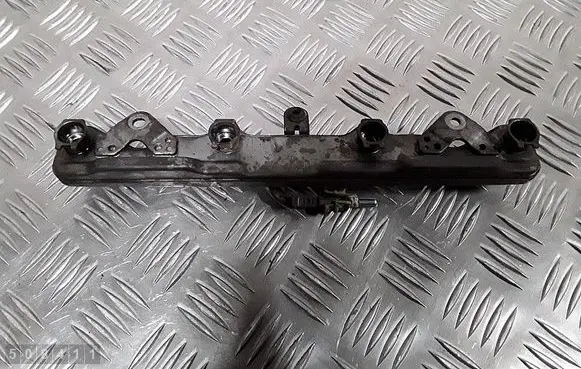 Fuel main line pipe