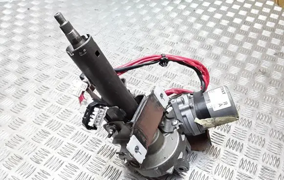 Toyota Avensis T270 Steering wheel axle