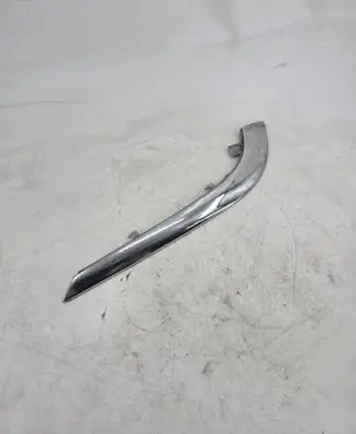 BMW 7 E32 Front bumper splitter molding 1908068