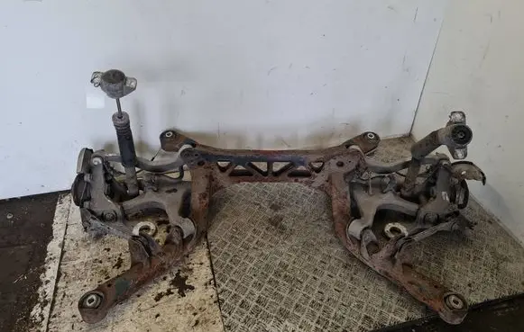 Audi A4 S4 B8 8K Rear axle beam GALINISTILTAS