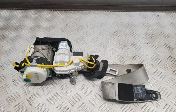 Audi A7 S7 4G Front seatbelt 4G8857705H