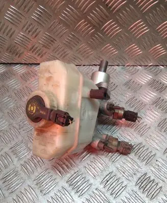 BMW 3 E46 Master brake cylinder 