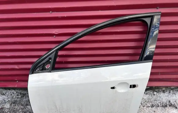Volvo V60 Front door