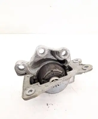 Engine mount bracket