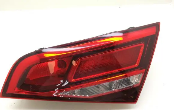 Audi A3 S3 8V Tailgate rear/tail lights 8V4945076