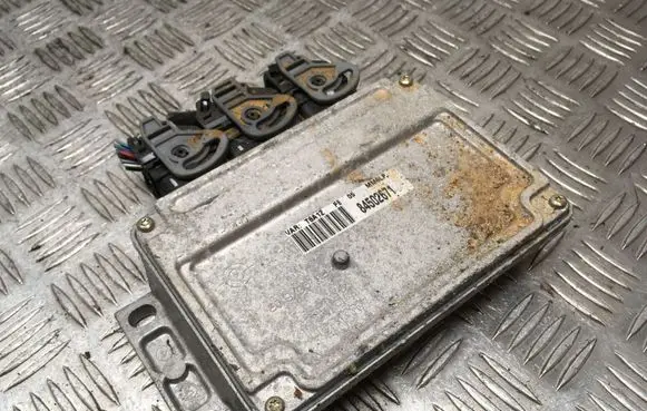 Citroen C4 I Engine control unit/module 16631054 9653979480 16735054