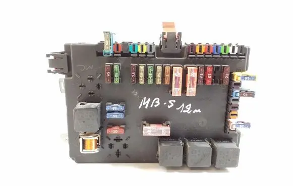 Mercedes-Benz S W221 SAM control unit A2219006902
