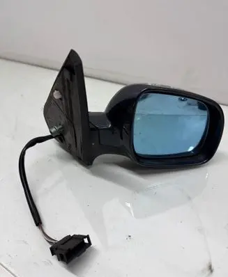 Volkswagen Golf IV Front door electric wing mirror 057252