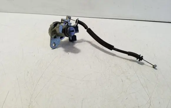 Audi A6 S6 C6 4F Tailgate exterior lock 8E0827573A