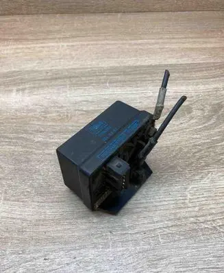 Citroen TEST Glow plug pre-heat relay 73104902
