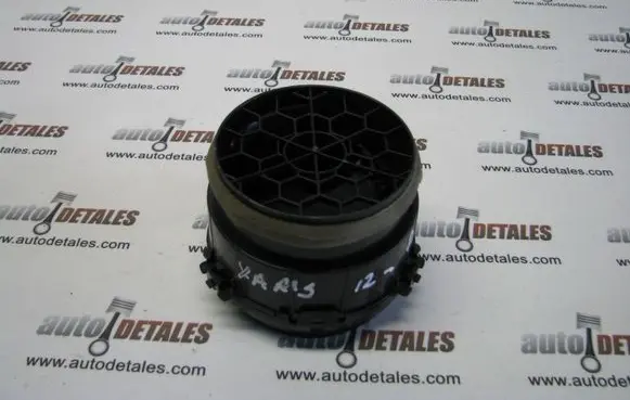 Toyota Yaris Dashboard side air vent grill/cover trim