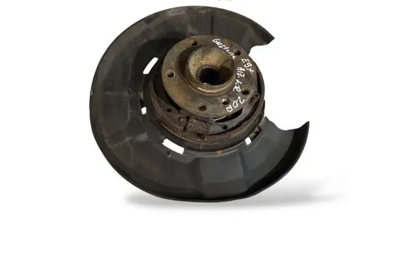 BMW 3 E90 E91 Rear wheel hub spindle/knuckle 6762863 6764369