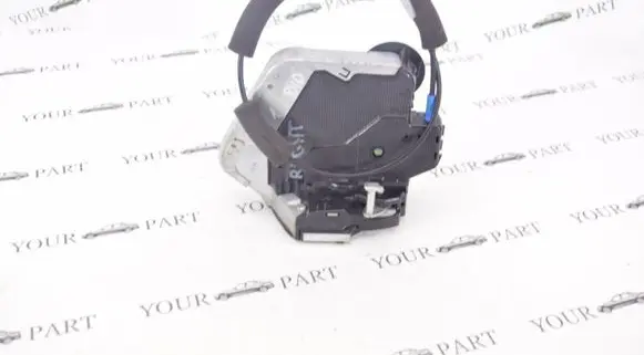 Lexus RX 330 - 350 - 400H Rear door lock A2095