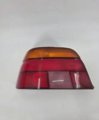 BMW 5 E39 Rear/tail lights 8358031 2JP00724001