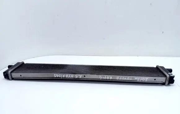 Toyota RAV 4 (XA50) Coolant radiator