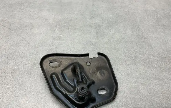 Audi Q3 8U Engine bonnet/hood lock/latch loop/hook 4G0823186