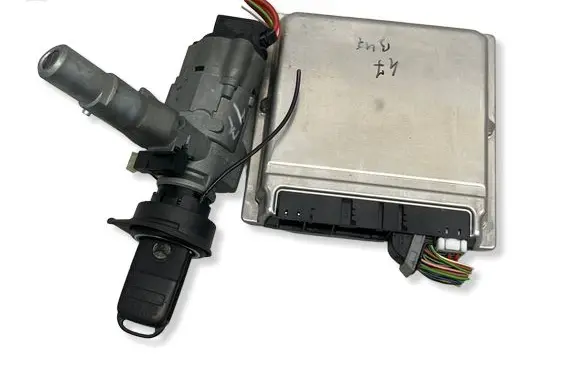 Mercedes-Benz SLK R170 Engine control unit/module A1111533779 5WK90422