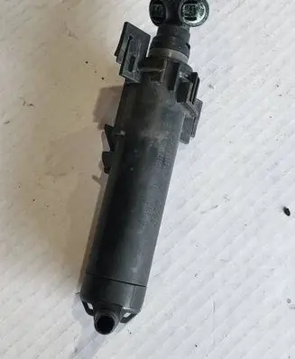 Audi A4 S4 B8 8K Headlight washer spray nozzle 8K0955102D
