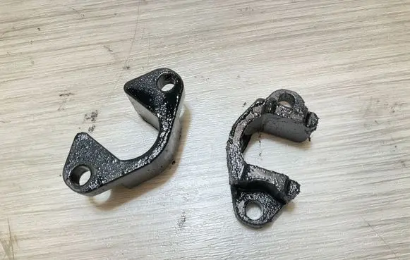 BMW 5 E60 E61 Fuel Injector clamp holder
