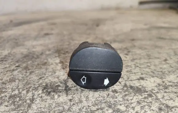 Ford Fiesta Electric window control switch 96FG14529AB 03153410