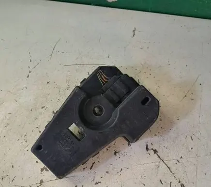Ford Galaxy Tail light bulb cover holder 7M5945258