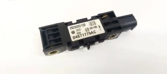 Chrysler Grand Voyager IV Airbag deployment crash/impact sensor 04671779AC 2829202120