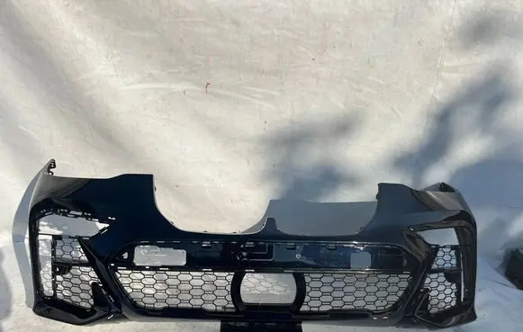 BMW X7 G07 Front bumper 8069886
