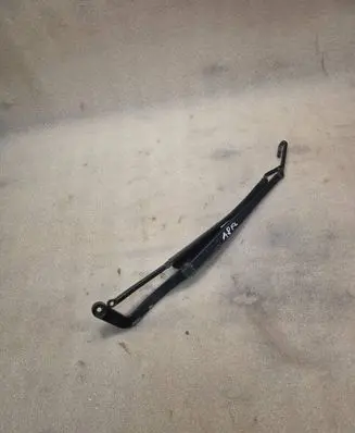 Audi A8 S8 D2 4D Front wiper blade arm 4D1955407L