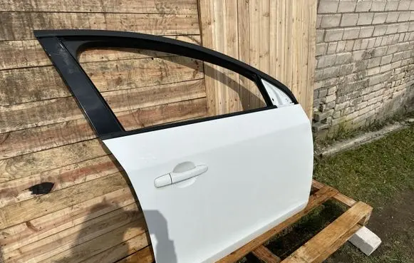 Volvo V60 Front door 