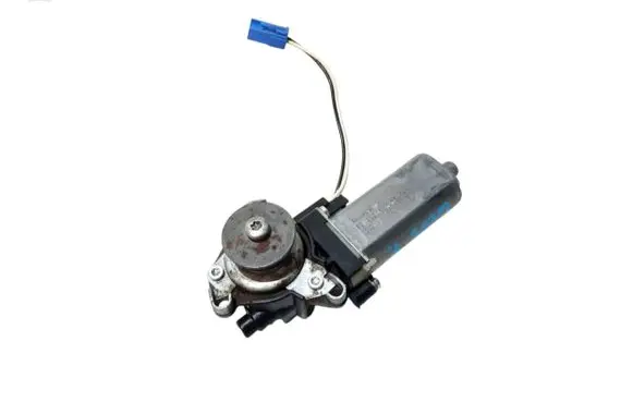 Mercedes-Benz C W203 Seat adjustment motor 0390203002