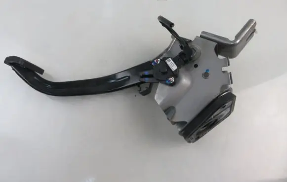 Clutch pedal