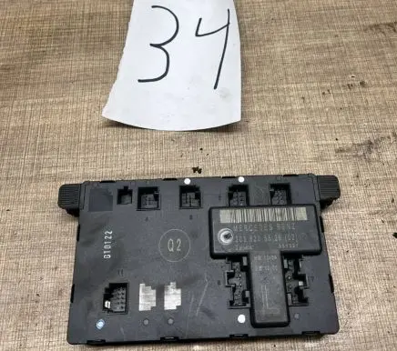 Mercedes-Benz E W211 Door control unit/module 2038205526 351321