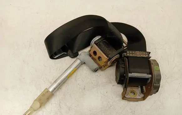BMW 7 E65 E66 Rear seatbelt 00063774B