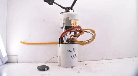 Audi Q5 SQ5 8R In-tank fuel pump 8R0919051K