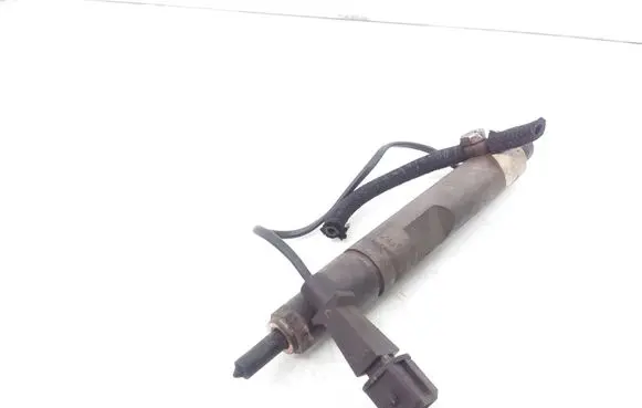 Fuel injector