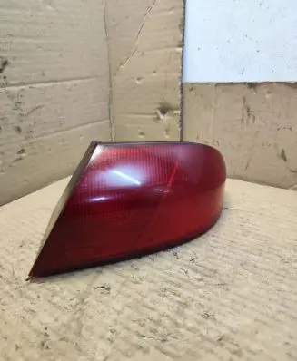 Alfa Romeo 166 Rear/tail lights E353940 01RDS1012A