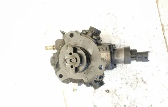 Jaguar XF X250 Fuel injection high pressure pump 0445010139 10003223682 9683268980