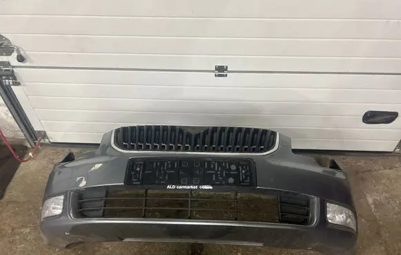 Skoda Superb B6 (3T) Front bumper