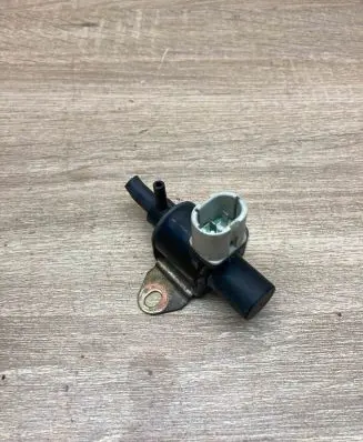 Volvo S40, V40 Turbo solenoid valve 7700875012