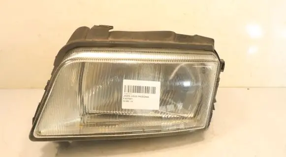 Audi A4 S4 B5 8D Headlight/headlamp