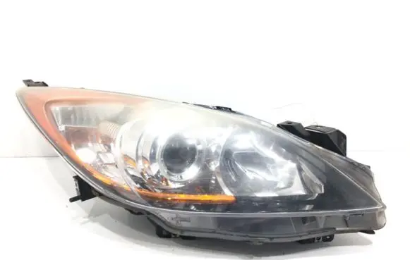 Mazda 3 II Headlight/headlamp
