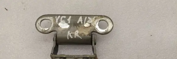 Toyota Corolla Verso AR10 Tailgate/trunk/boot hinge 6881002020 6881021050