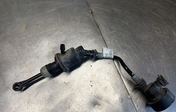 Nissan Qashqai+2 Clutch pipe/line 30850BC30A
