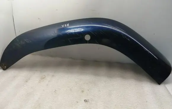 Front bumper lip