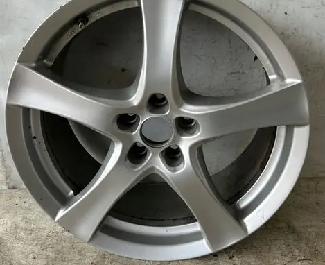 Jaguar XF X250 R18 alloy rim 