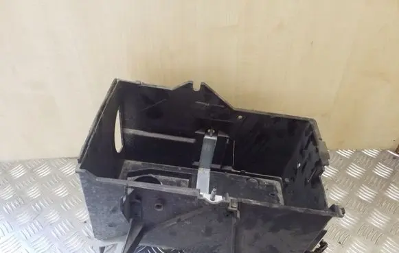 Volvo V50 Battery box tray 3M5110723