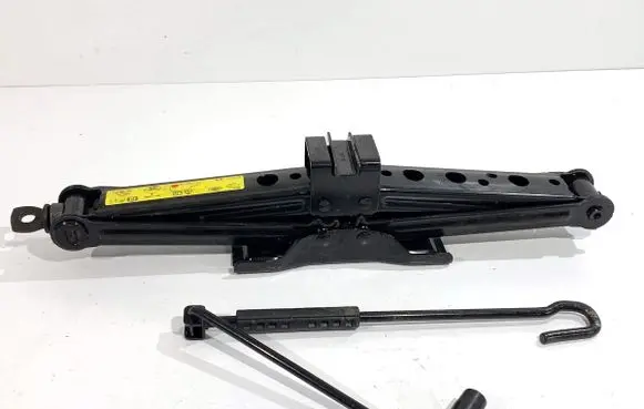 Jaguar F-Pace Other under body part HK8317080BA
