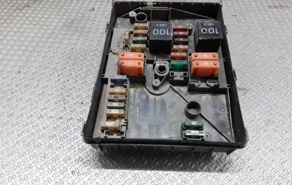 Volkswagen Caddy Fuse module 2K1937535L