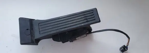 Hyundai Tucson TL Accelerator throttle pedal